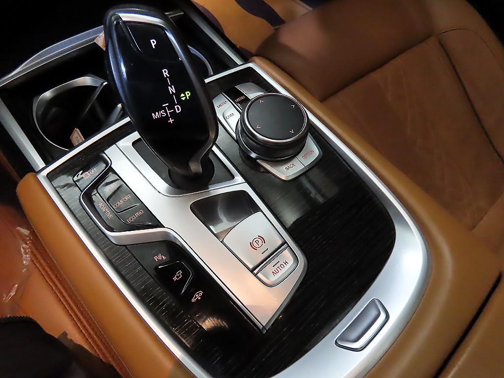 BMW 7 Series - Vista 12