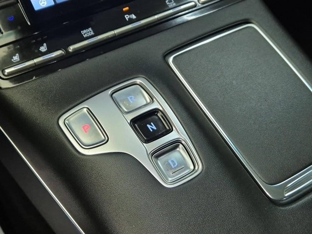 HYUNDAI Grandeur - Vista 8