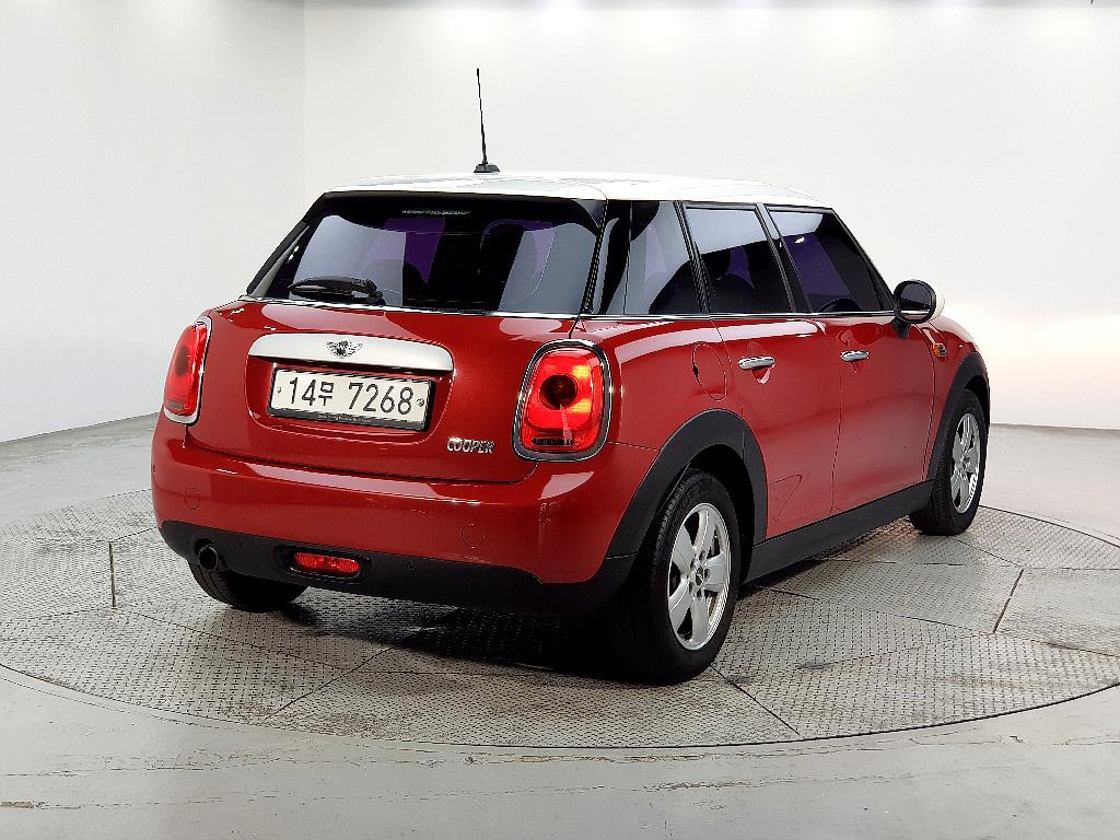 Mini Cooper - Vista 4