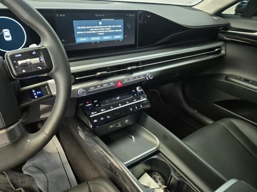 HYUNDAI Grandeur - Vista 10