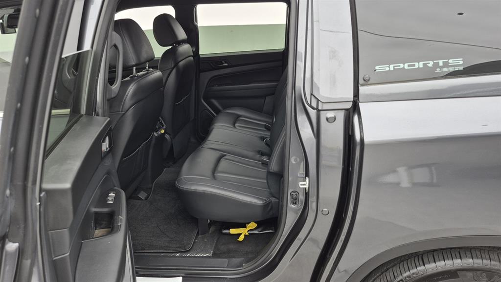 Ssangyong Rexton - Vista 6