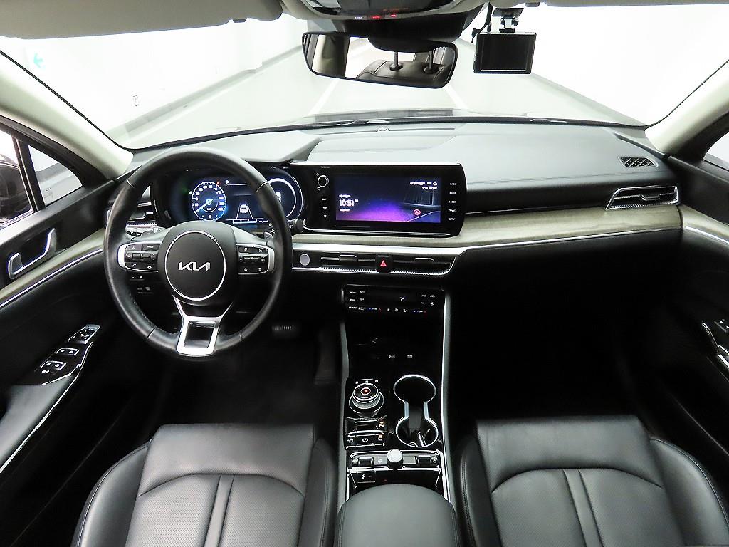 KIA K5 - Vista 8