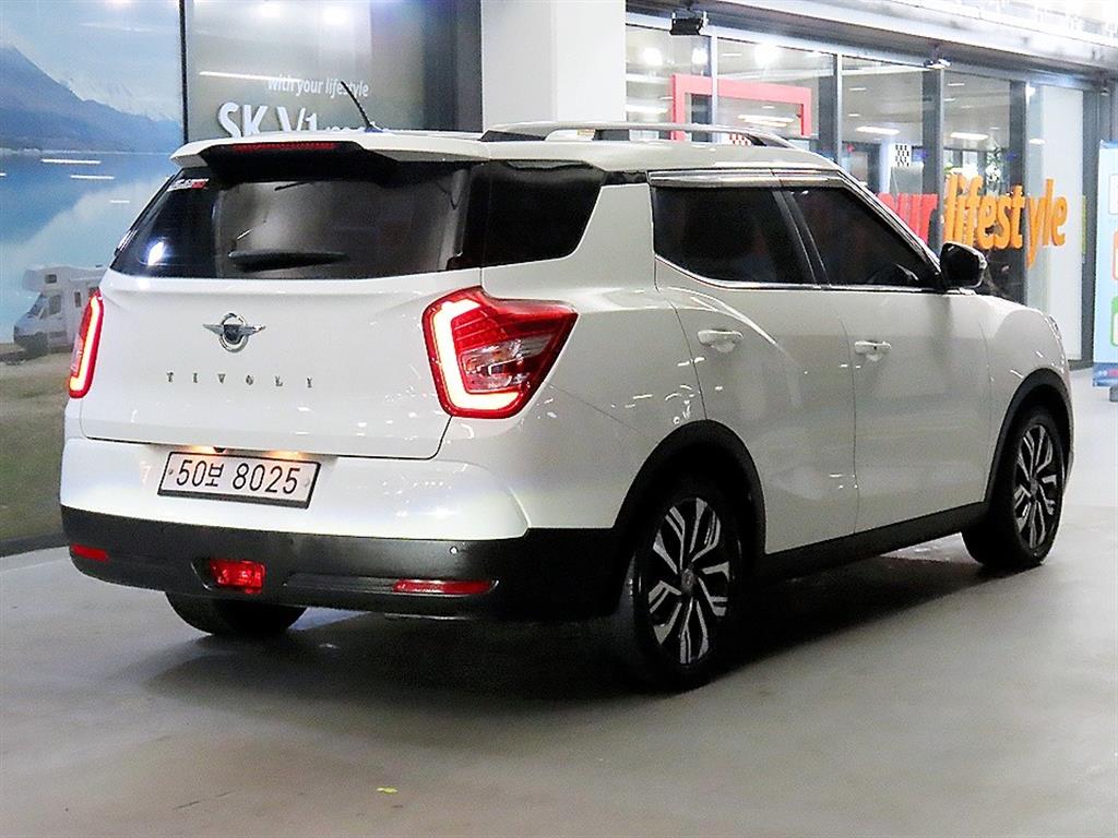 Ssangyong Tivoli - Vista 4