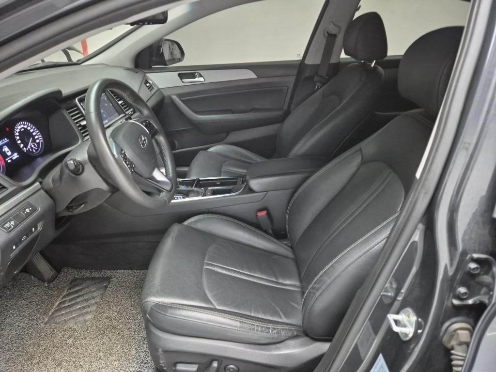 HYUNDAI Sonata - Vista 11