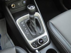 HYUNDAI Venue - Vista 12