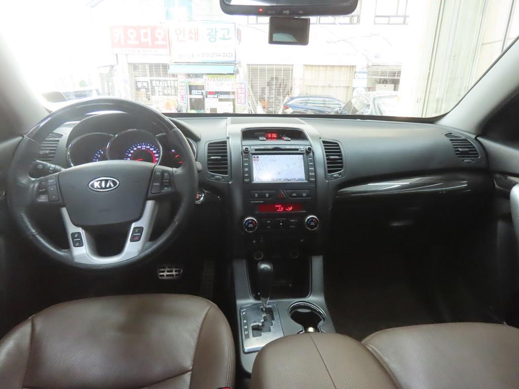 KIA Sorento - Vista 7