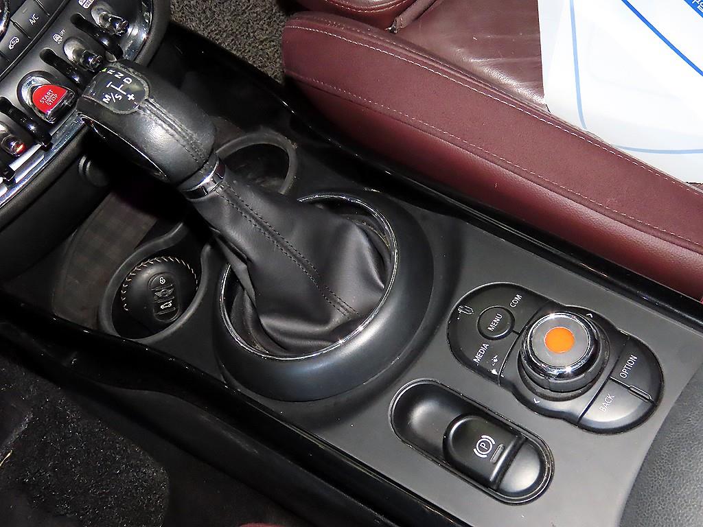 Mini Clubman - Vista 12