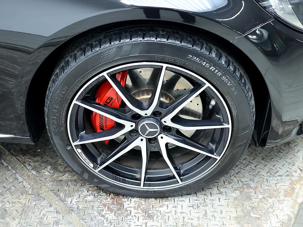 Mercedes Benz C Class 2018 Negro - Importación desde Corea - HF Imports Iquique - Foto 7