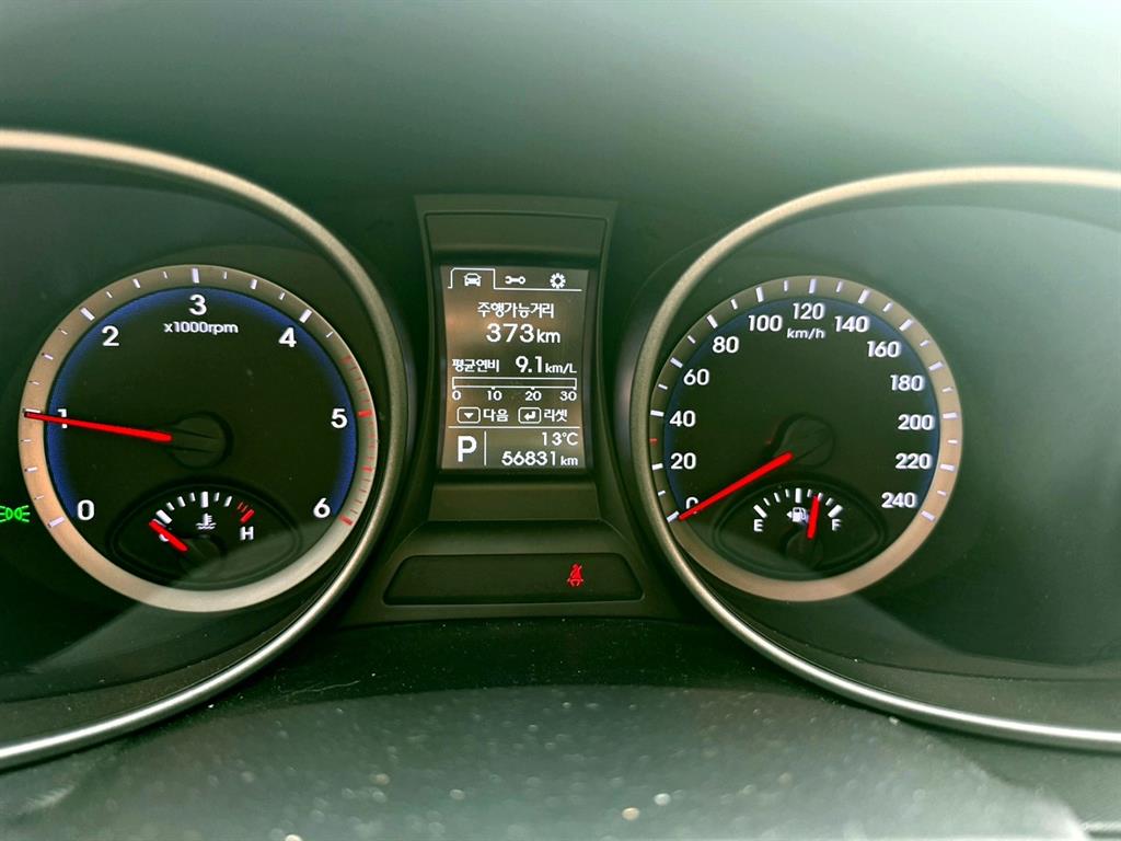 HYUNDAI Santa Fe - Vista 10