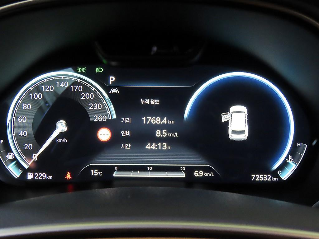 Genesis GV80 - Vista 9