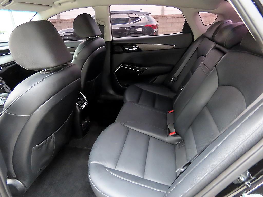 KIA K7 - Vista 6