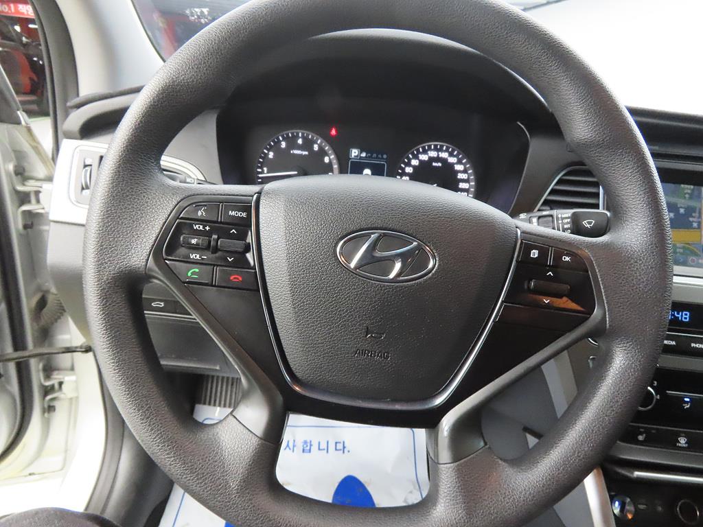HYUNDAI Sonata - Vista 8