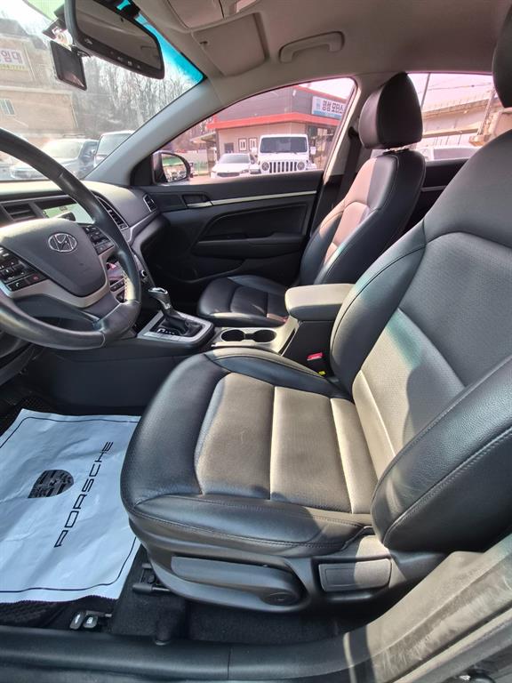 HYUNDAI Avante 2016 Gris - Importación desde Corea - HF Imports Iquique - Foto 15