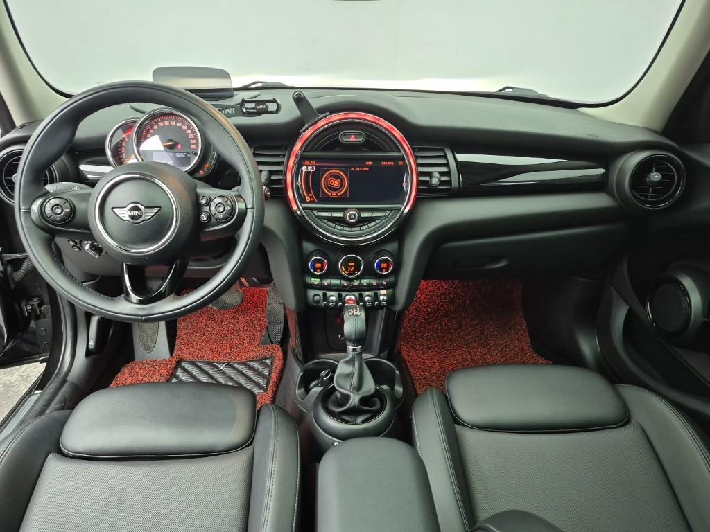 Mini Cooper - Vista 5