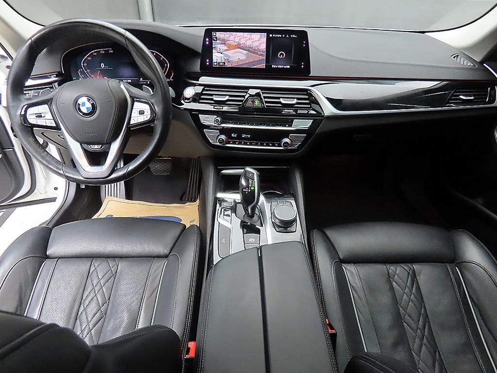 BMW 5 Series - Vista 7
