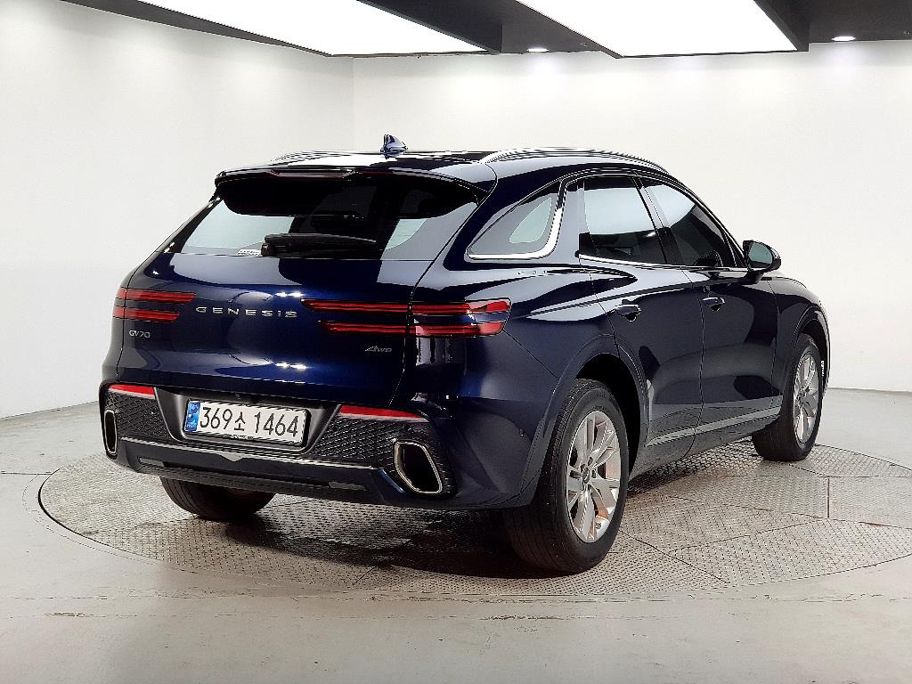 Genesis GV70 - Vista 4