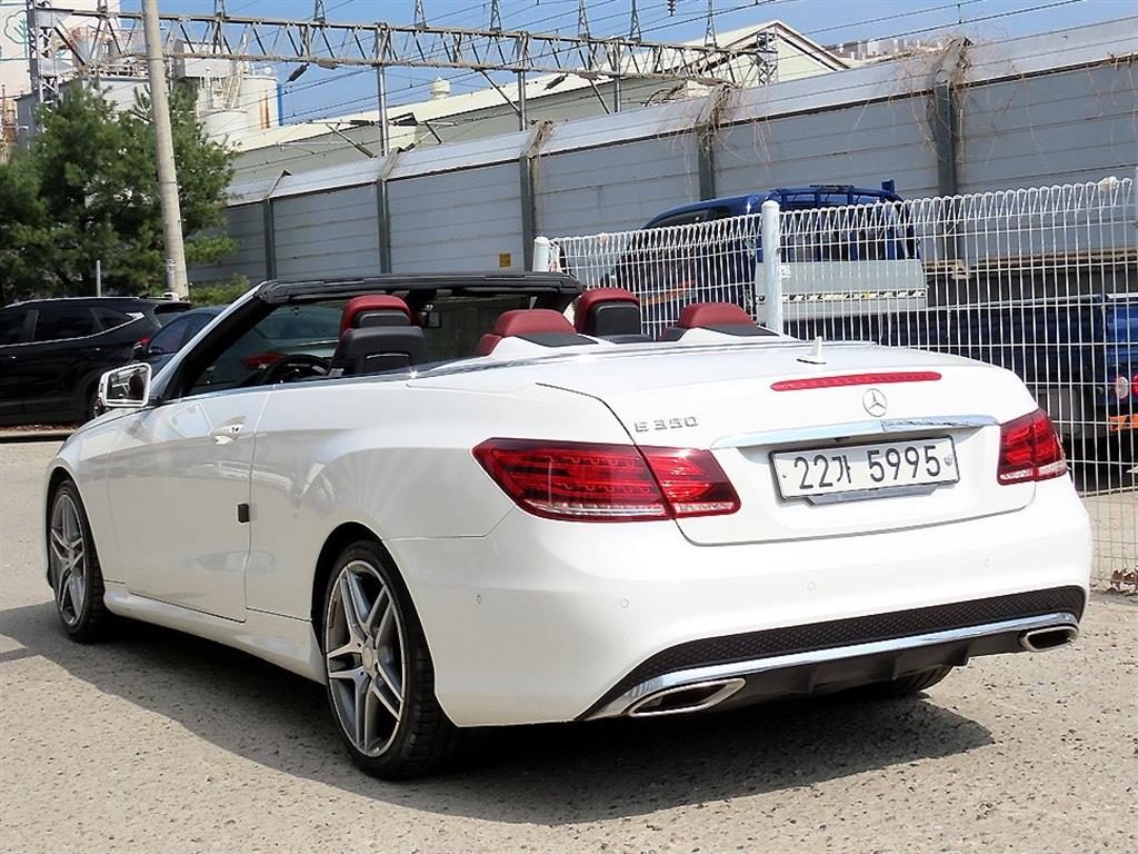 Mercedes Benz E class - Vista 7