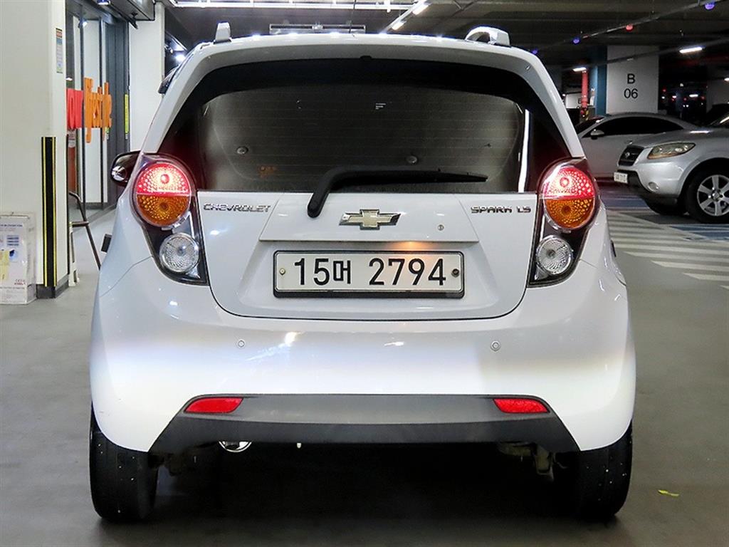 Chevrolet Spark - Vista 5