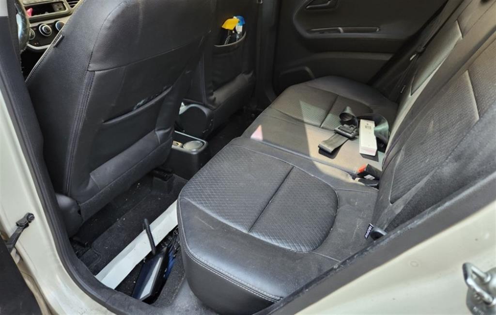 KIA Morning - Vista 6