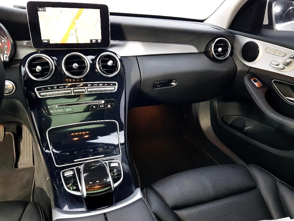 Mercedes Benz C Class - Vista 10