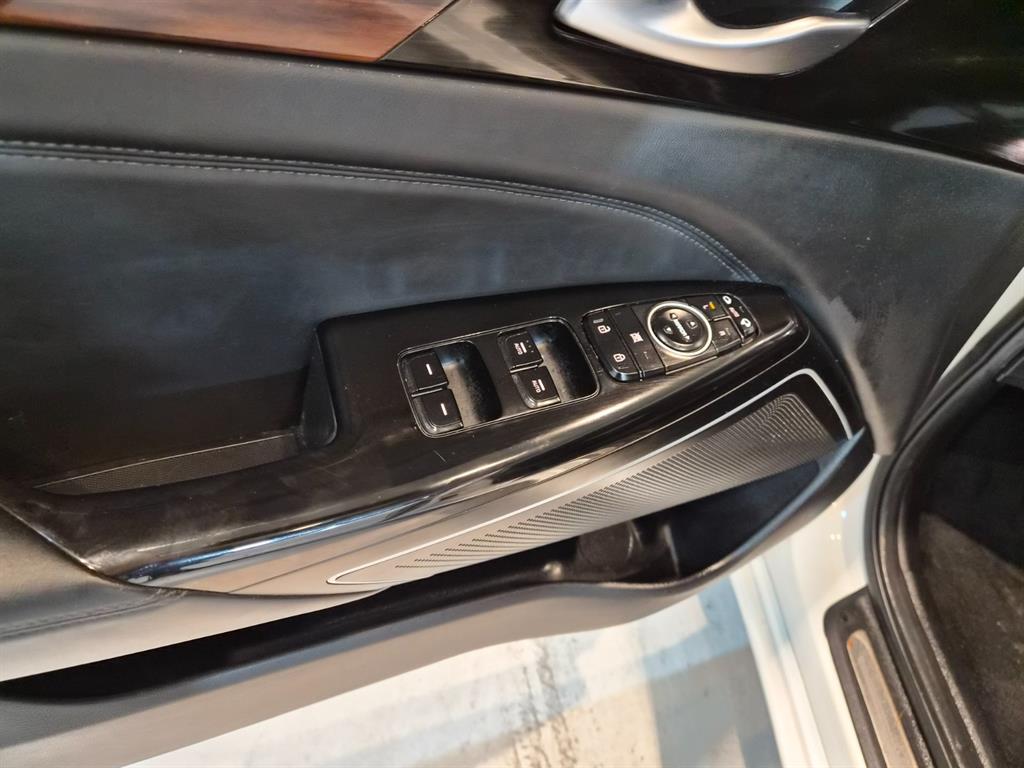 KIA K7 - Vista 12