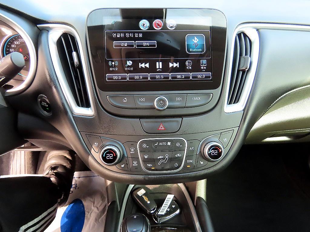 Chevrolet Malibu 2017 Blanco - Importación desde Corea - HF Imports Iquique - Foto 13