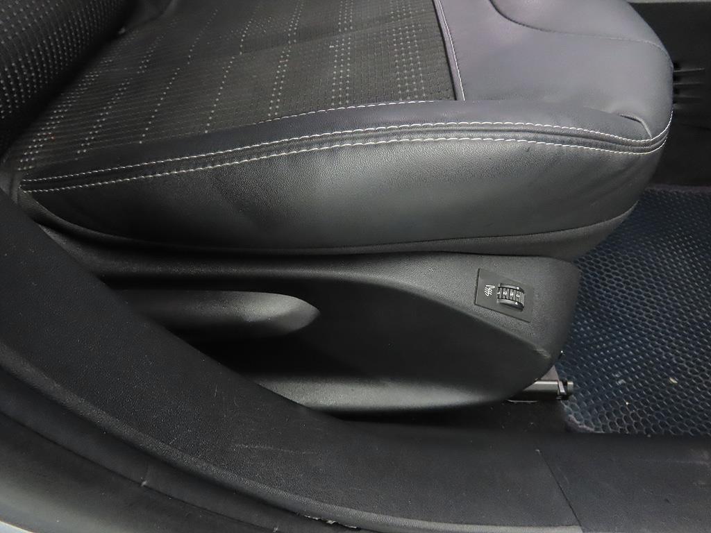 Peugeot 2008 2015 Gris - Importación desde Corea - HF Imports Iquique - Foto 14