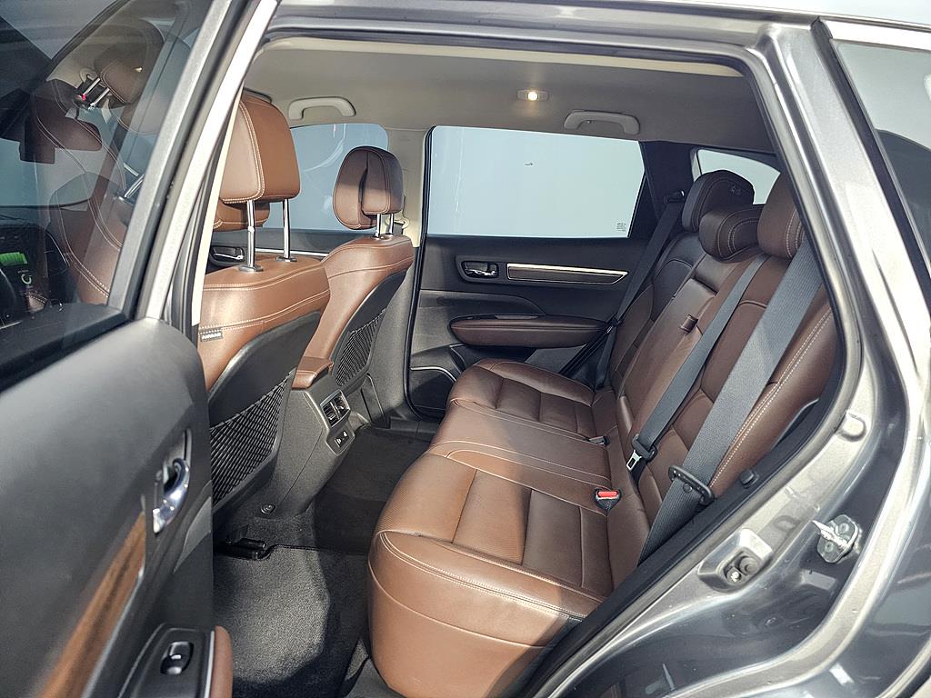 SAMSUNG QM6 - Vista 9