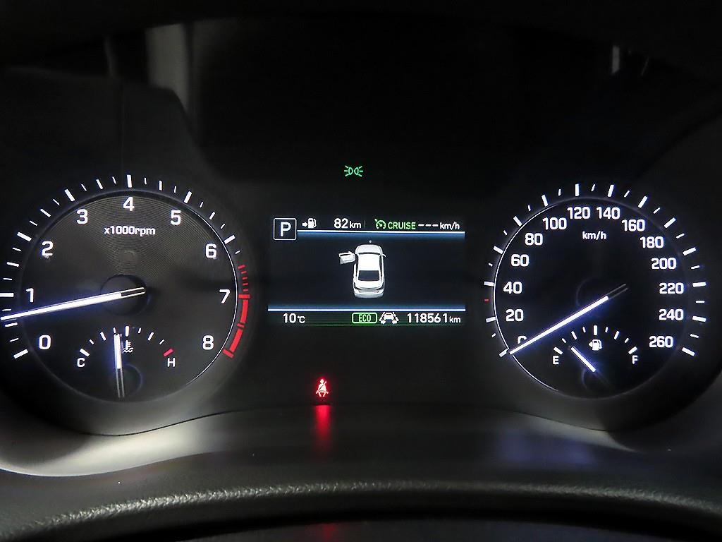 Genesis G80 - Vista 8