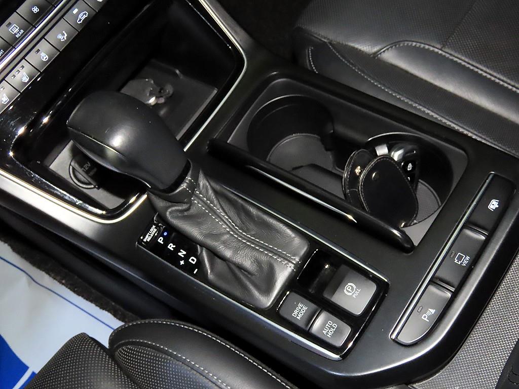 HYUNDAI Grandeur - Vista 12