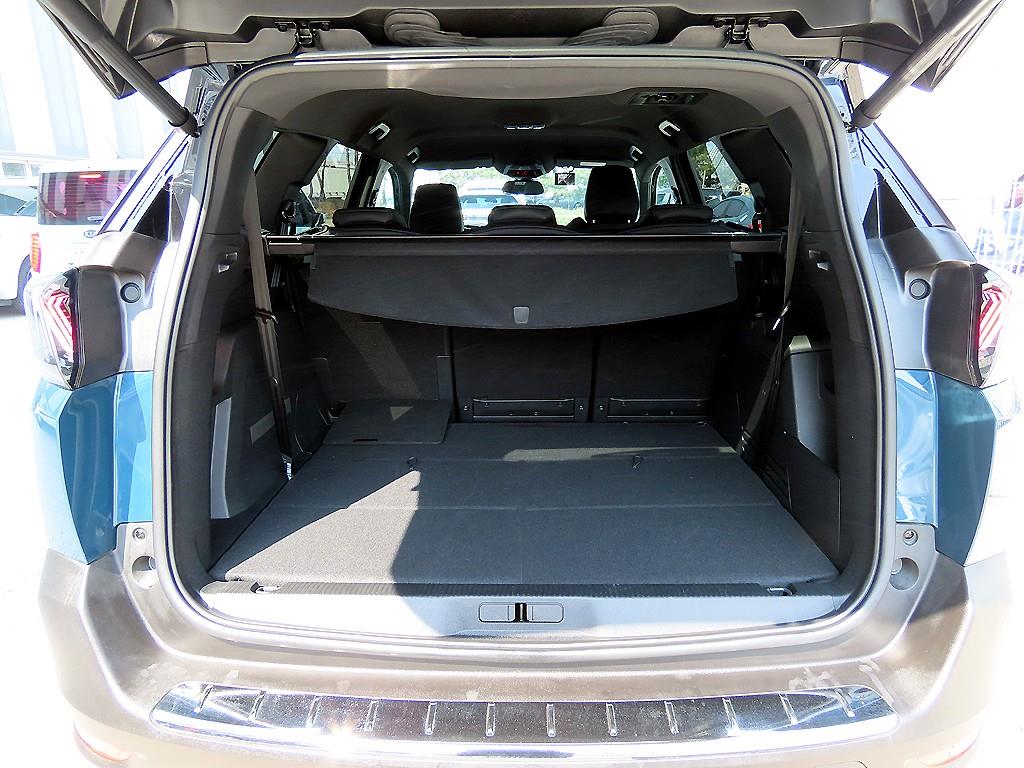 Peugeot 5008 2024 Azul - Importación desde Corea - HF Imports Iquique - Foto 18