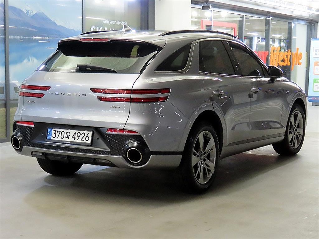 Genesis GV70 - Vista 4