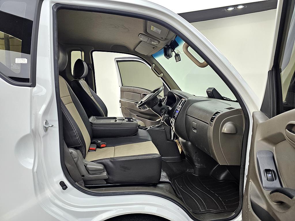 Small Truck Cargo (small) - Vista 5