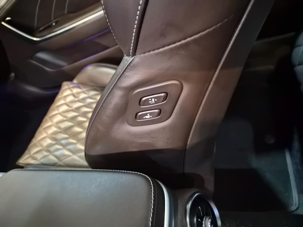 KIA Stinger - Vista 10