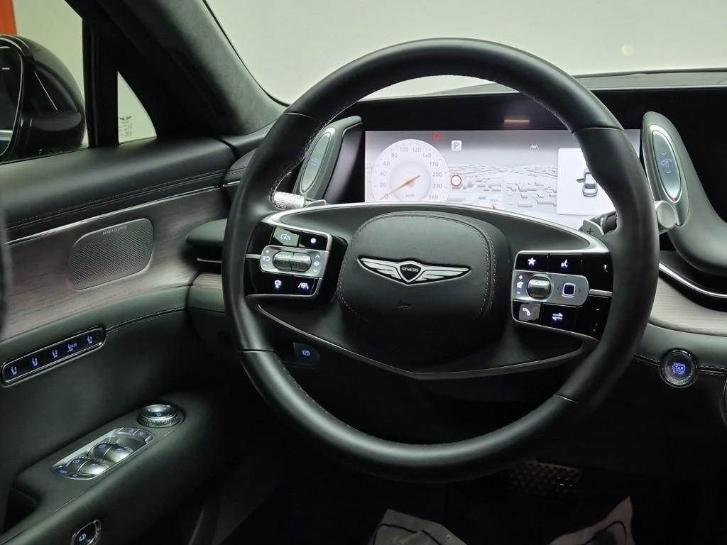 Genesis G90 - Vista 7