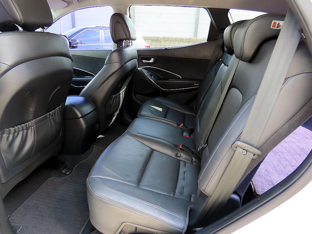 HYUNDAI Santa Fe - Vista 6