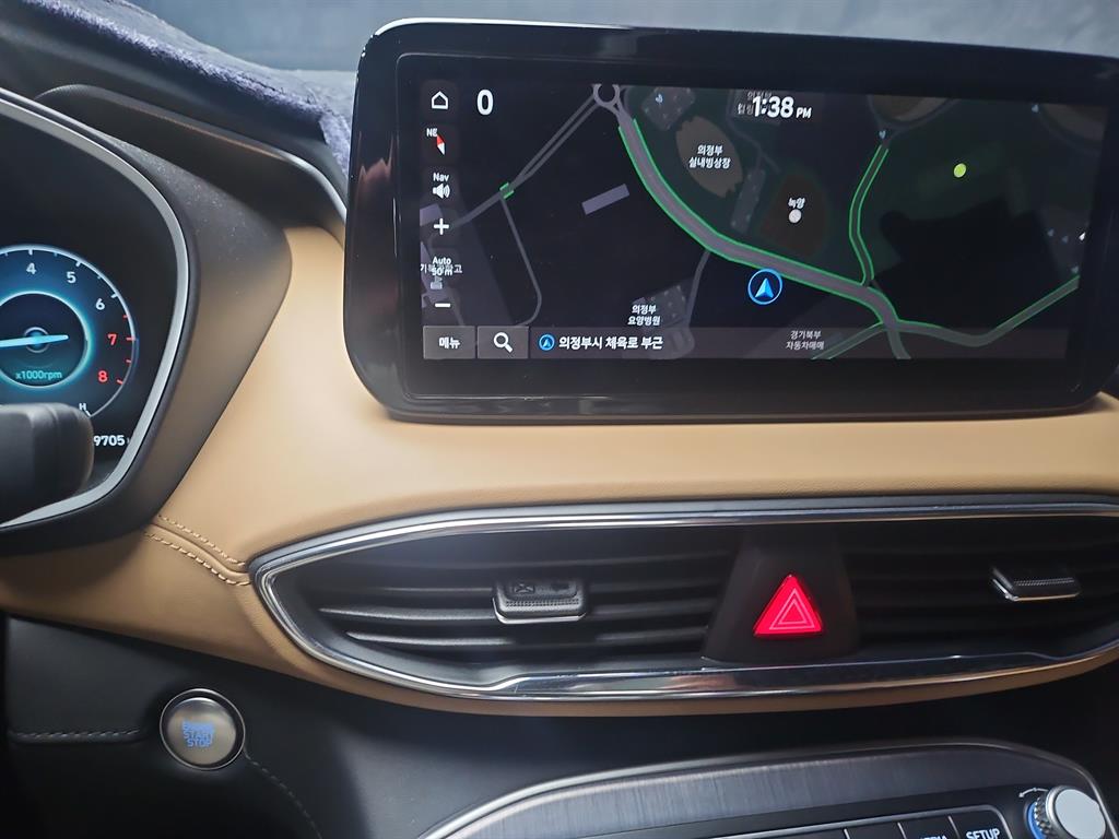 HYUNDAI Santa Fe - Vista 8