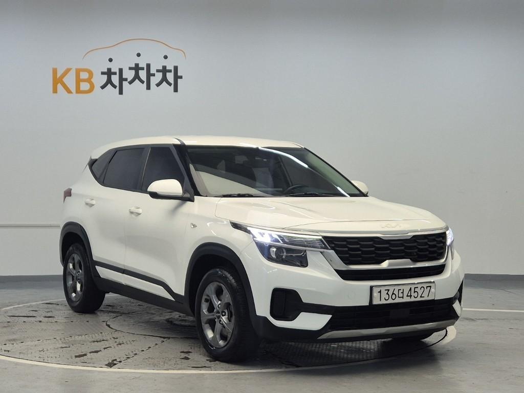 KIA Seltos - Vista 4