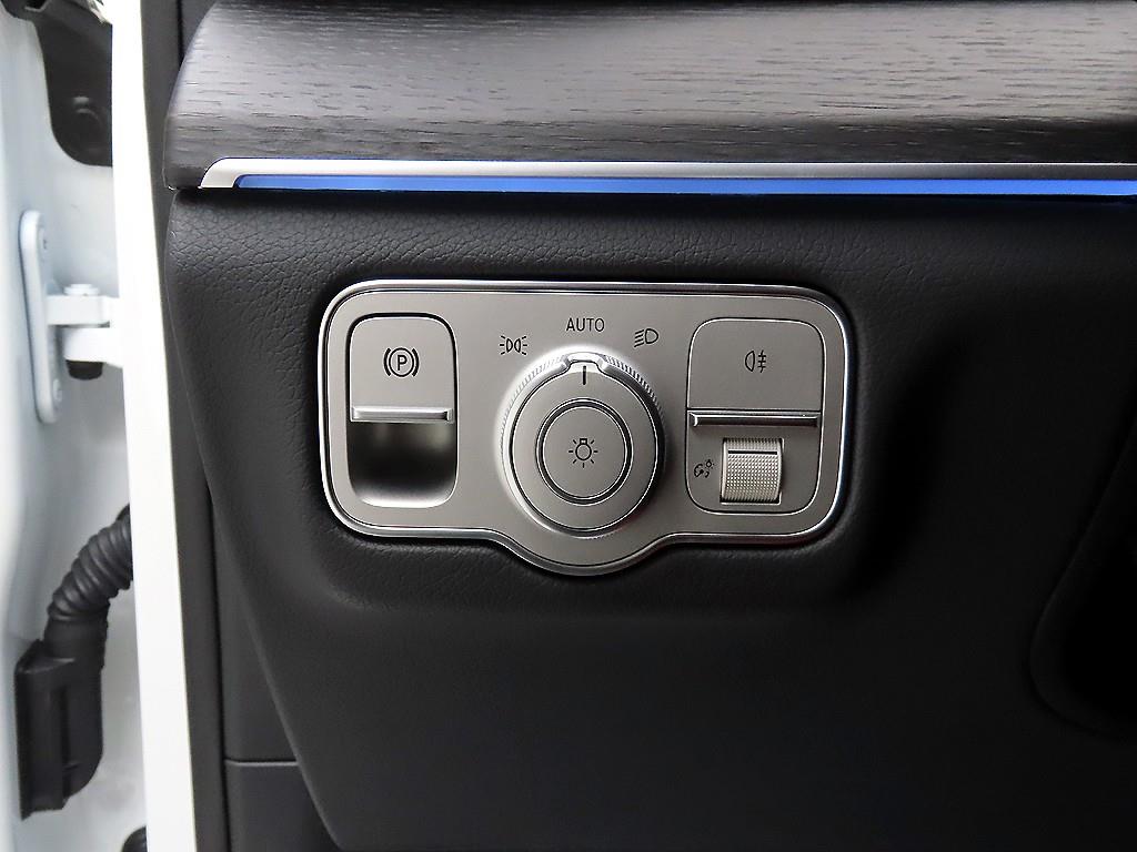 Mercedes Benz GLE Class - Vista 12