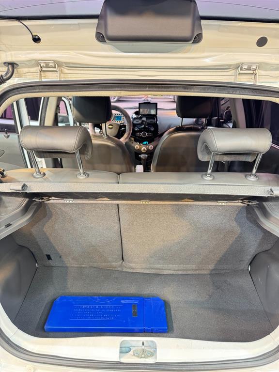 Chevrolet Spark - Vista 10