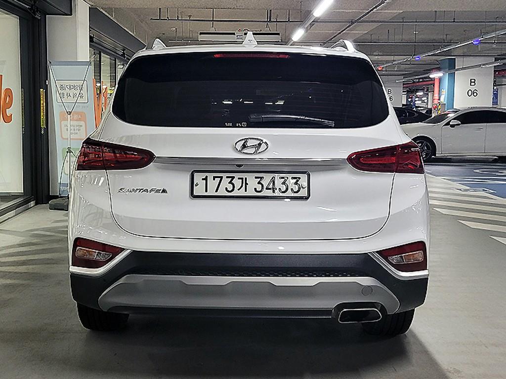 HYUNDAI Santa Fe - Vista 5