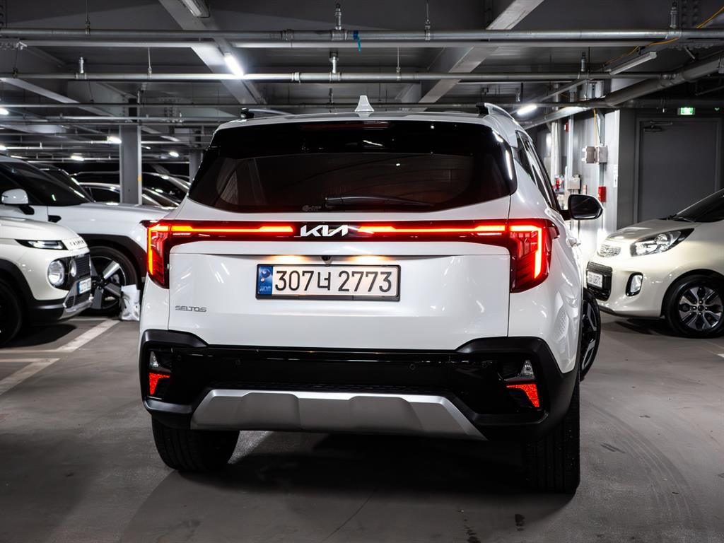 KIA Seltos - Vista 4