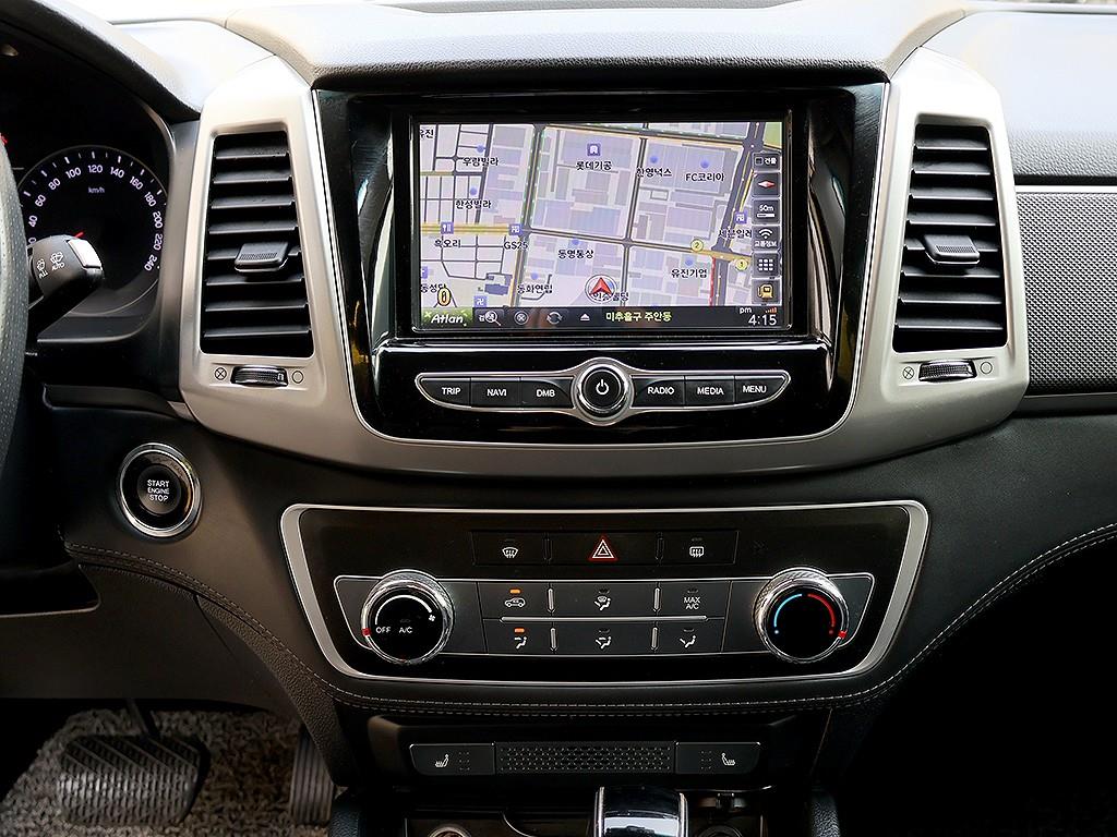 Ssangyong Rexton 2019 Blanco - Importación desde Corea - HF Imports Iquique - Foto 9