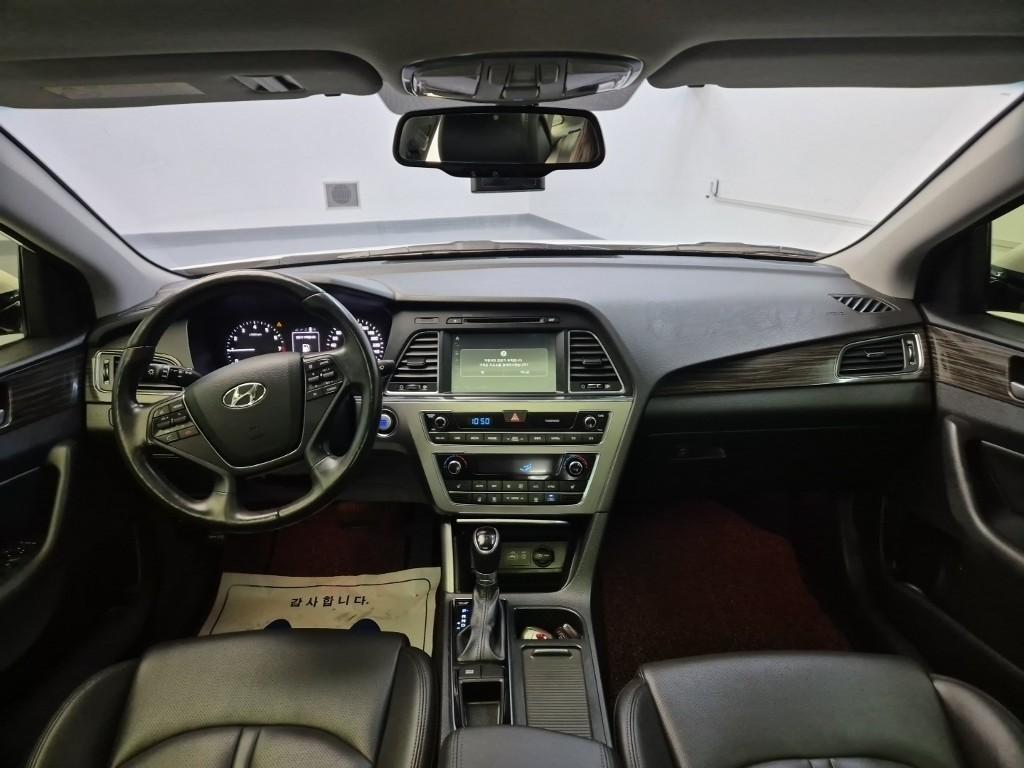 HYUNDAI Sonata - Vista 7