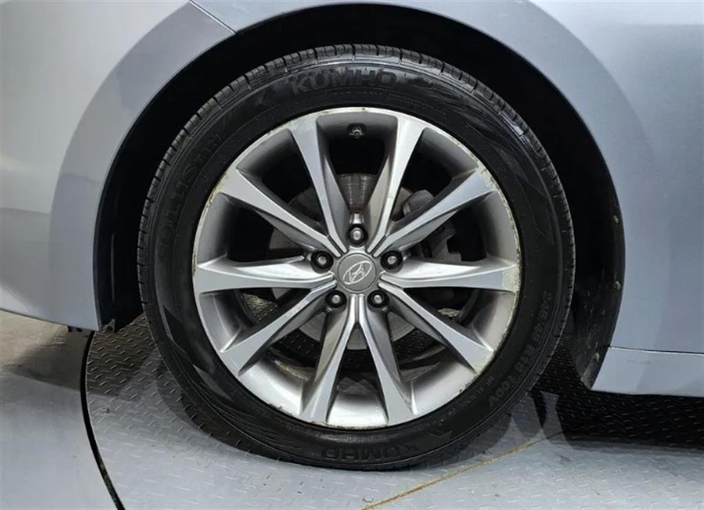 HYUNDAI Grandeur - Vista 5