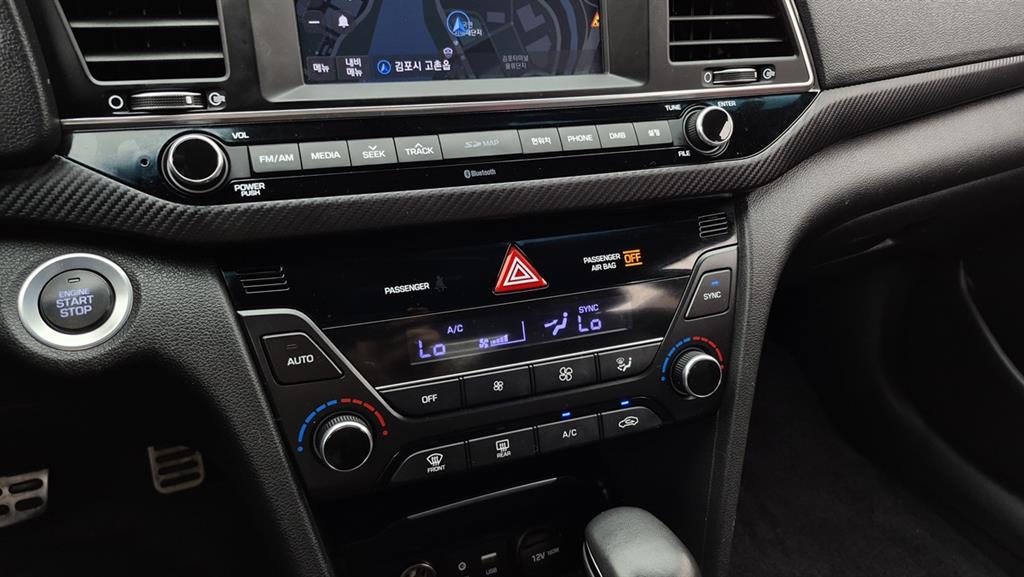 HYUNDAI Avante 2017 Gris - Importación desde Corea - HF Imports Iquique - Foto 14