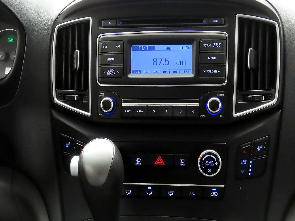 HYUNDAI Starex 2018 Gris - Importación desde Corea - HF Imports Iquique - Foto 16