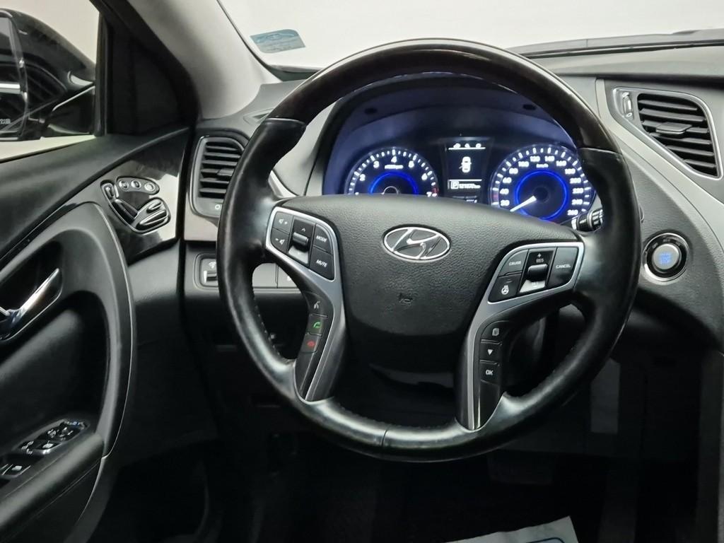 HYUNDAI Grandeur - Vista 9