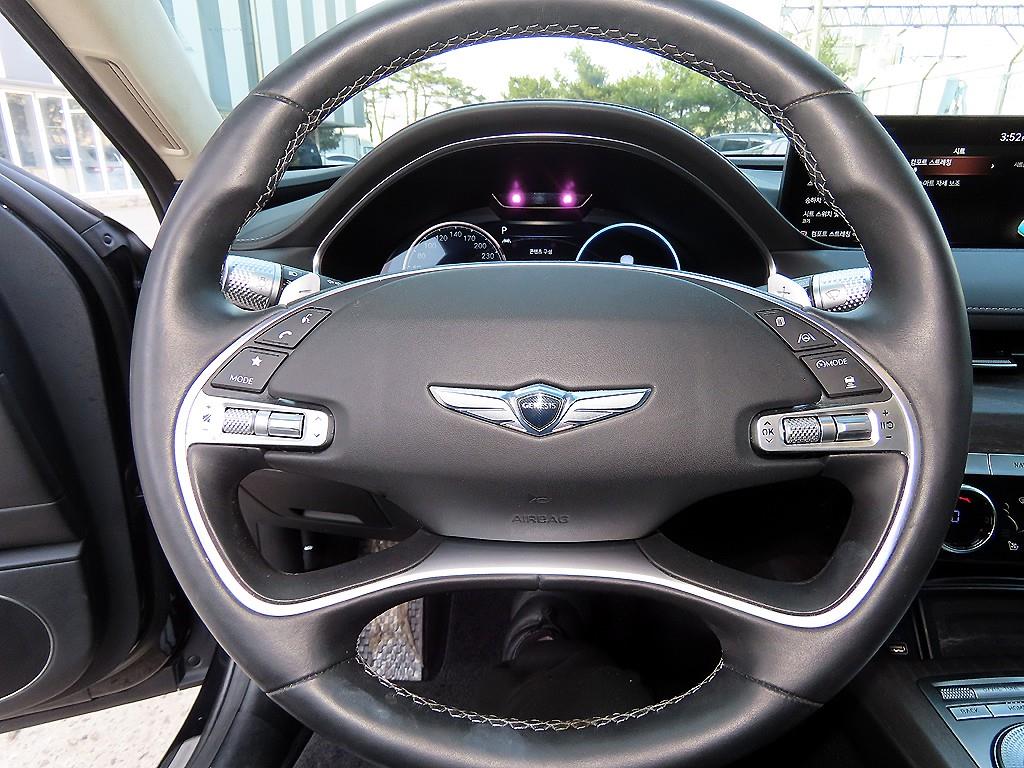 Genesis G80 - Vista 8