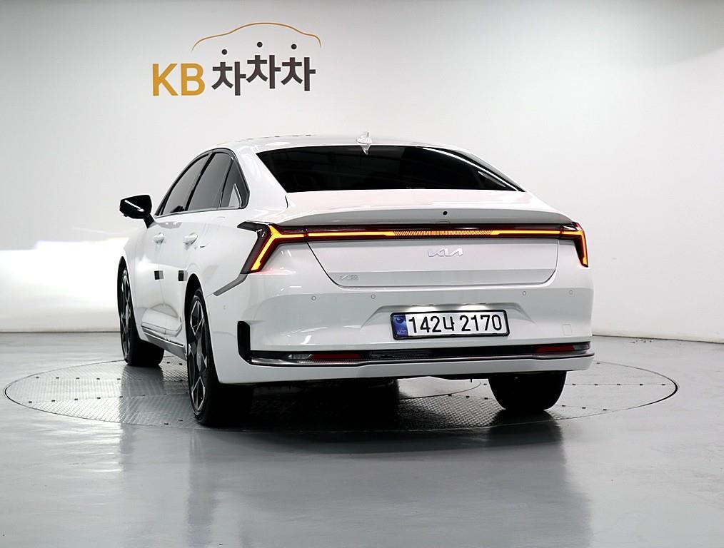 KIA K8 - Vista 4
